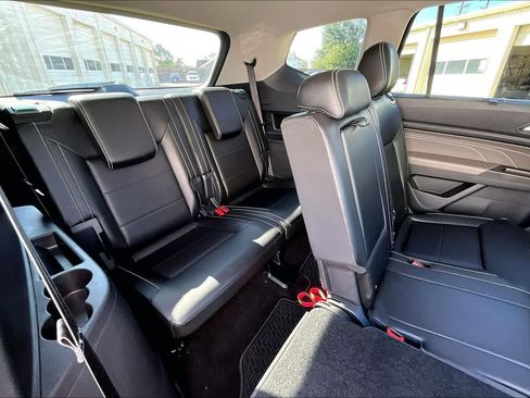 Used 2022 Volkswagen Atlas SE image 18