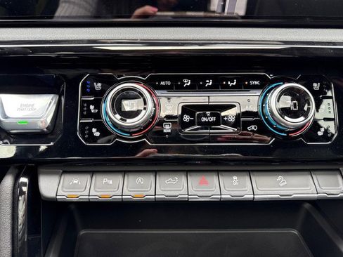 New 2026 GMC Sierra 1500 AT4 w/ AT4 Premium Package image 23