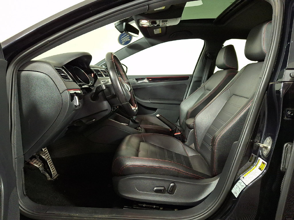 Used 2017 Volkswagen Jetta GLI FWD image 15