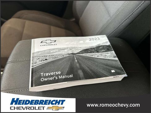 Used 2023 Chevrolet Traverse LT w/ LPO, Floor Liner Package AWD/4WD image 27