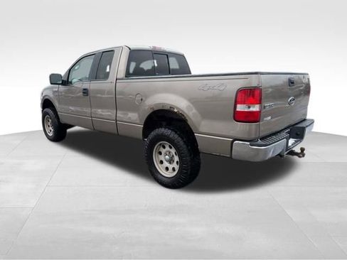 Used 2005 Ford F150 XLT image 11