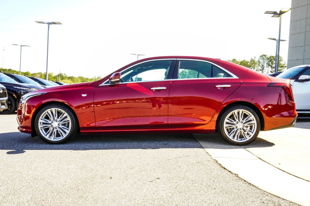 Used 2021 Cadillac CT4 Premium Luxury RWD image 10