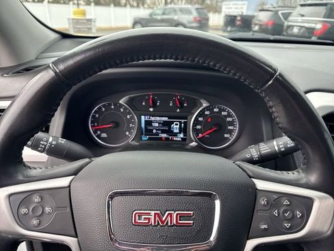 Used 2019 GMC Acadia SLT image 11