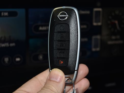 New 2026 Nissan Altima 2.5 SR FWD image 13