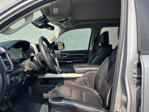 Used 2022 RAM 1500 Laramie w/ Laramie Southwest Edition AWD/4WD image 10