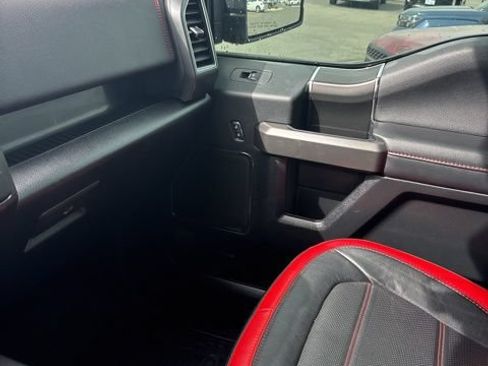 Used 2020 Ford F150 Lariat w/ Equipment Group 502A Luxury AWD/4WD image 24