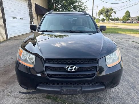 Used 2009 Hyundai Santa Fe GLS FWD image 2
