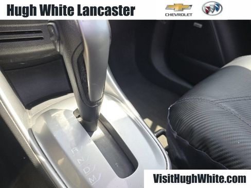 Used 2015 Chevrolet Trax LT w/ LT Sun and Sound Package AWD/4WD image 31