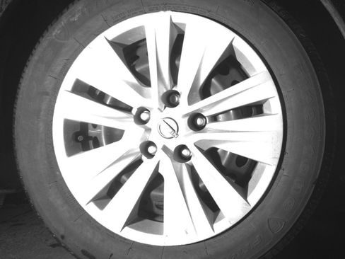 Used 2025 Nissan Sentra S image 13