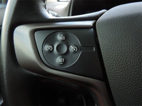 Used 2022 GMC Canyon AT4 image 28