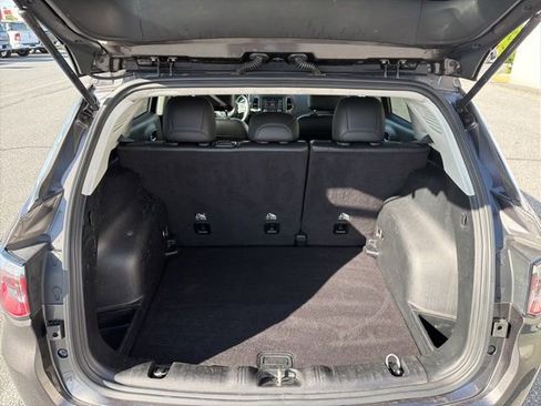 Used 2017 Jeep Compass Latitude FWD image 13