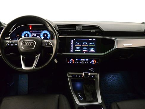 Used 2022 Audi Q3 2.0T Premium image 4