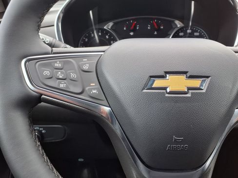 Used 2024 Chevrolet Equinox LT FWD image 22