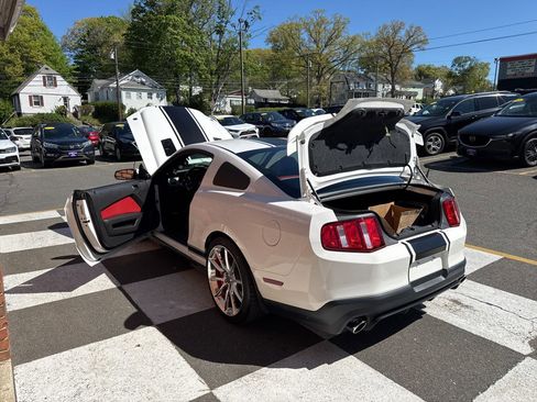 Used 2010 Ford Mustang Shelby GT500 RWD image 58