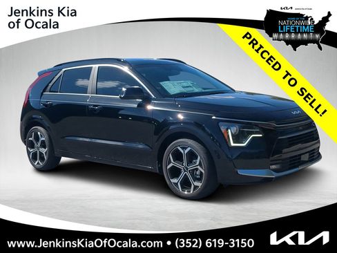 New 2025 Kia Niro EX Touring image 1