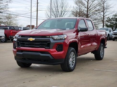 New 2026 Chevrolet Colorado LT w/ Advanced Trailering Package AWD/4WD image 2