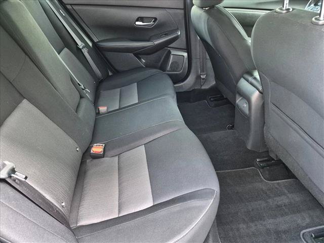 Used 2020 Nissan Sentra SV FWD image 18