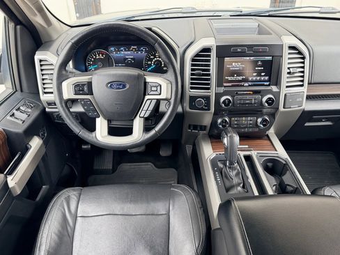 Used 2015 Ford F150 Lariat w/ Equipment Group 502A Luxury image 16