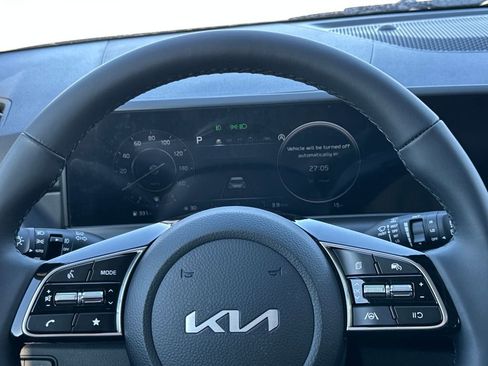 New 2026 Kia Seltos EX image 18