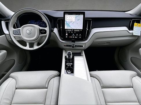 New 2026 Volvo XC60 B5 Ultra w/ Protection Package Premier AWD/4WD image 5