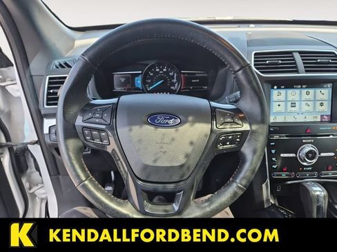 Used 2017 Ford Explorer Sport AWD/4WD image 13
