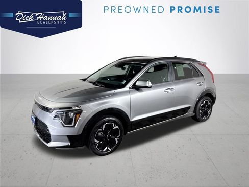 Used 2023 Kia Niro Wind w/ Wind Preserve Package FWD image 1