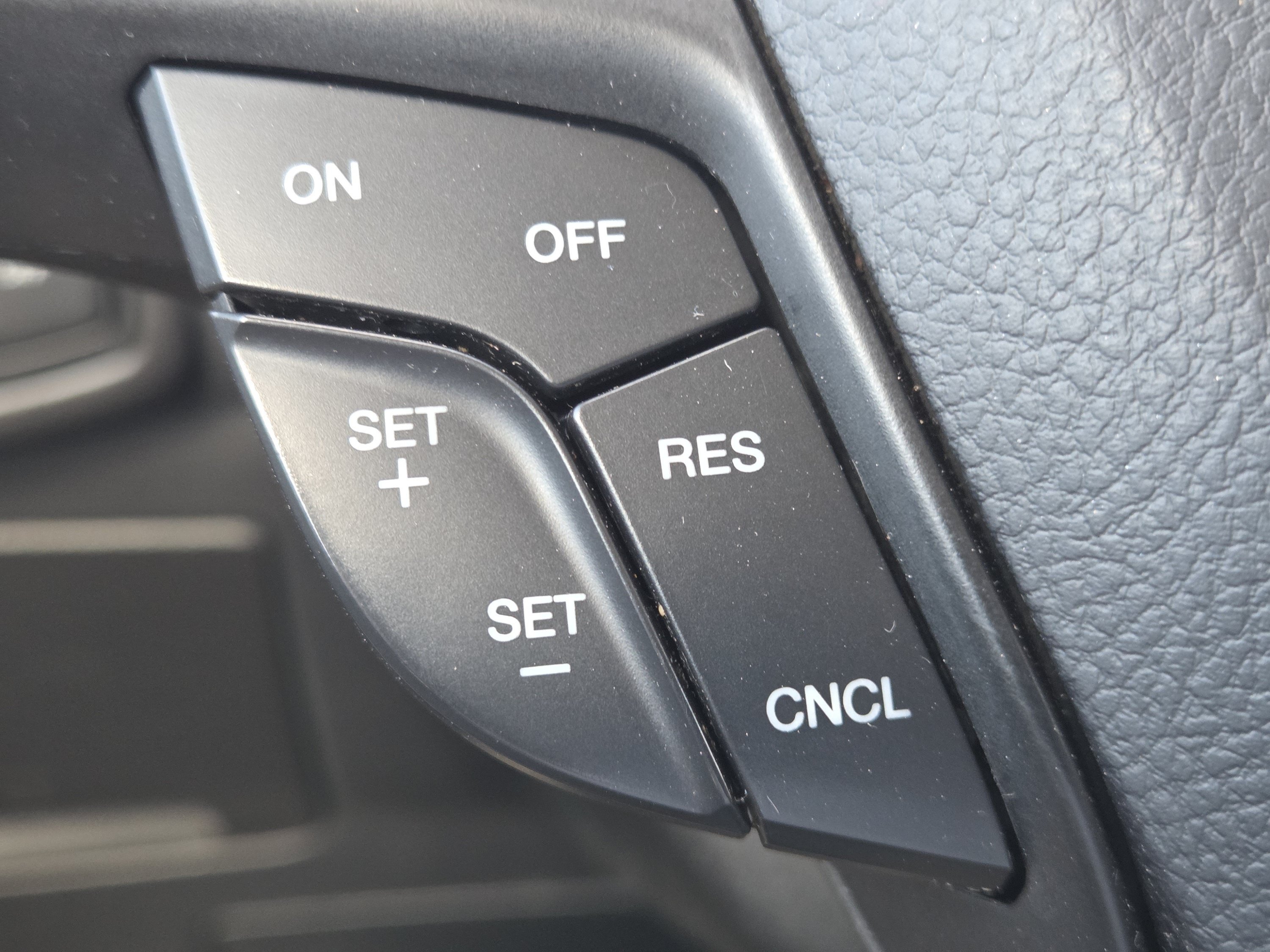 Used 2024 Ford Edge SEL AWD/4WD image 12