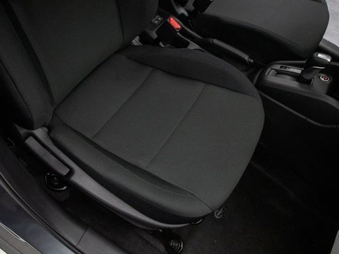 New 2025 Nissan Kicks Play S image 17