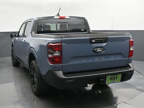 New 2025 Ford Maverick Lariat w/ Black Appearance Package image 4