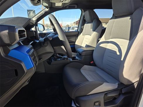 Used 2024 Toyota Tacoma TRD Off-Road image 4