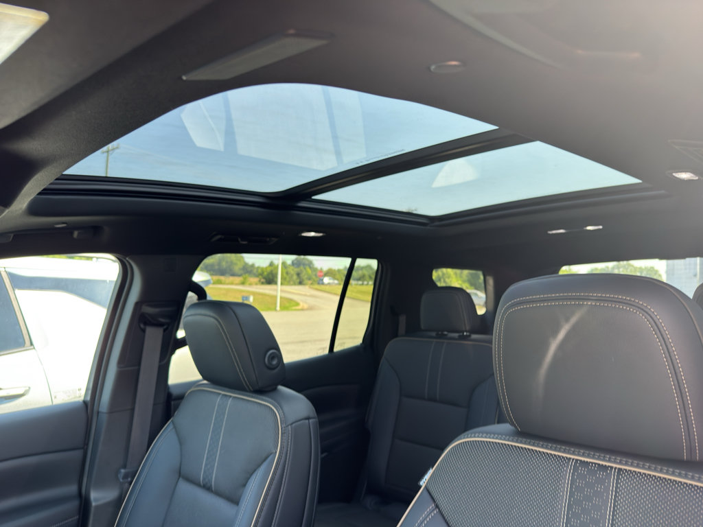 New 2026 Chevrolet Traverse High Country FWD image 27