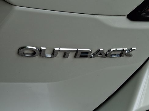 Used 2022 Subaru Outback Limited AWD/4WD image 30