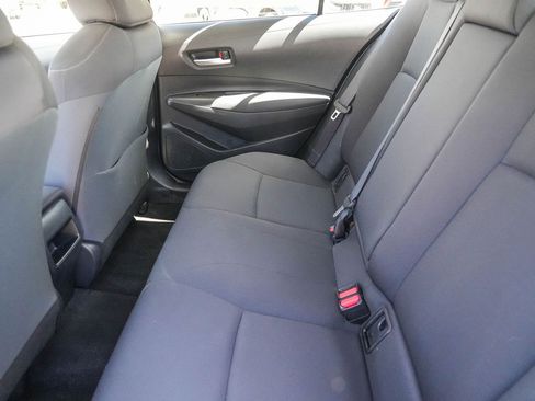 Certified 2021 Toyota Corolla LE FWD image 18
