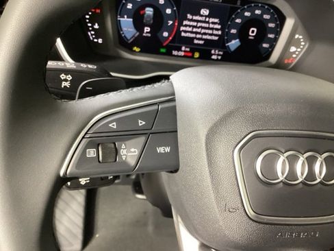 Used 2025 Audi Q3 2.0T Premium w/ Convenience Package image 28