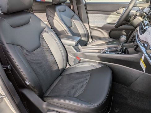 New 2026 Jeep Compass Latitude image 29