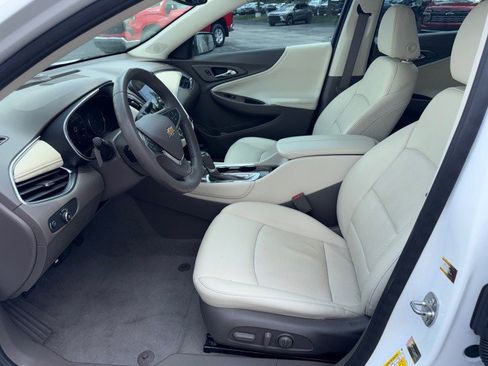 Used 2020 Chevrolet Malibu Premier w/ LPO, Floor Liner Package FWD image 17