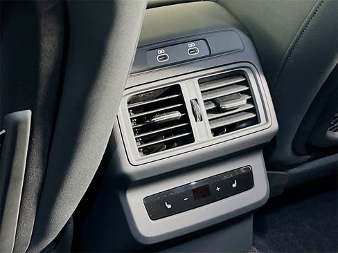 New 2025 Audi Q5 Prestige image 23