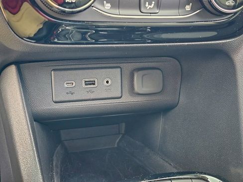 Certified 2023 Buick Encore GX Select w/ Safety Package II image 26