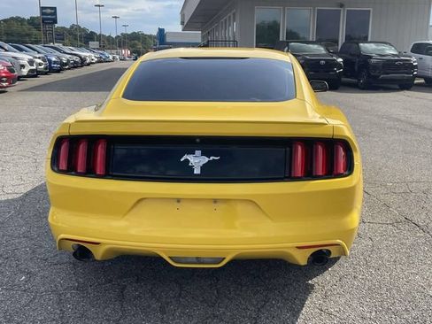 Used 2015 Ford Mustang Coupe w/ Equipment Group 051A RWD image 5