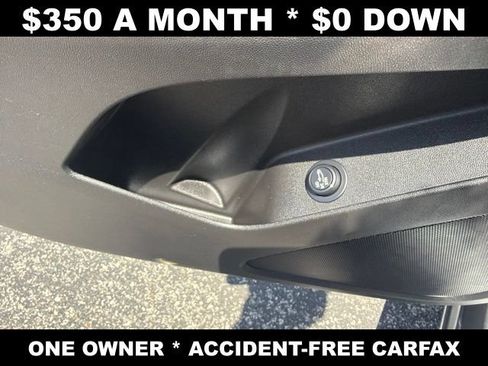 Used 2024 Chevrolet Equinox LT w/ LPO, Floor Liner Package AWD/4WD image 14