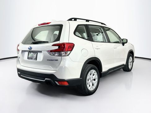 Used 2023 Subaru Forester AWD/4WD image 9