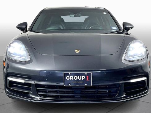 Used 2018 Porsche Panamera image 4