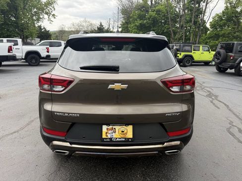 Used 2022 Chevrolet TrailBlazer ACTIV w/ Sun and Liftgate Package FWD image 8