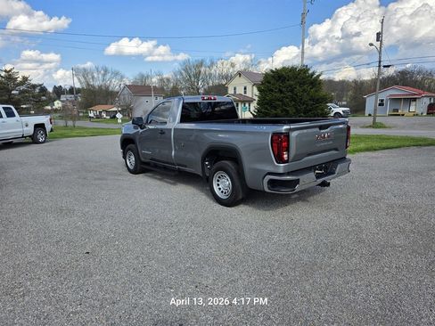 Used 2024 GMC Sierra 1500 Pro w/ Pro Value Package AWD/4WD image 7