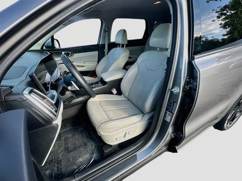 Certified 2025 Kia Sorento EX FWD image 21