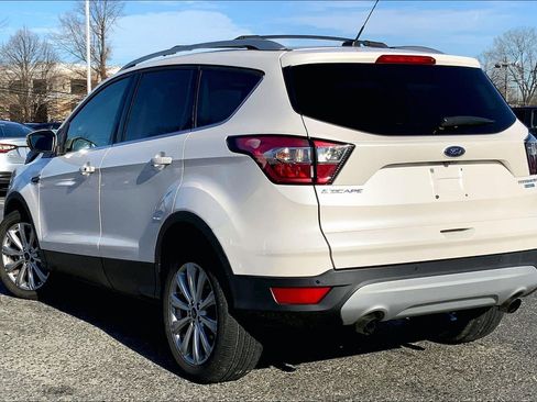 Used 2017 Ford Escape Titanium image 11