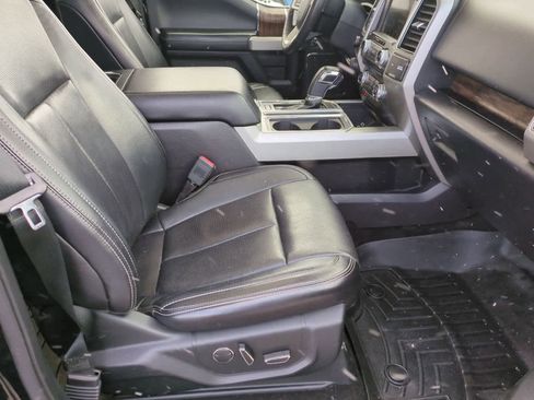 Used 2018 Ford F150 Lariat w/ Equipment Group 502A Luxury image 23