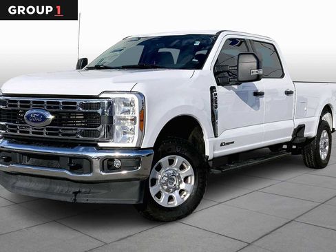 Used 2024 Ford F250 XLT image 1