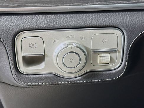 New 2026 Mercedes-Benz GLS 450 4MATIC image 10