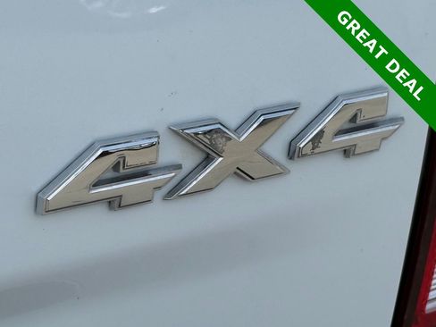 Used 2023 RAM 1500 Classic SLT w/ Electronics Group image 10